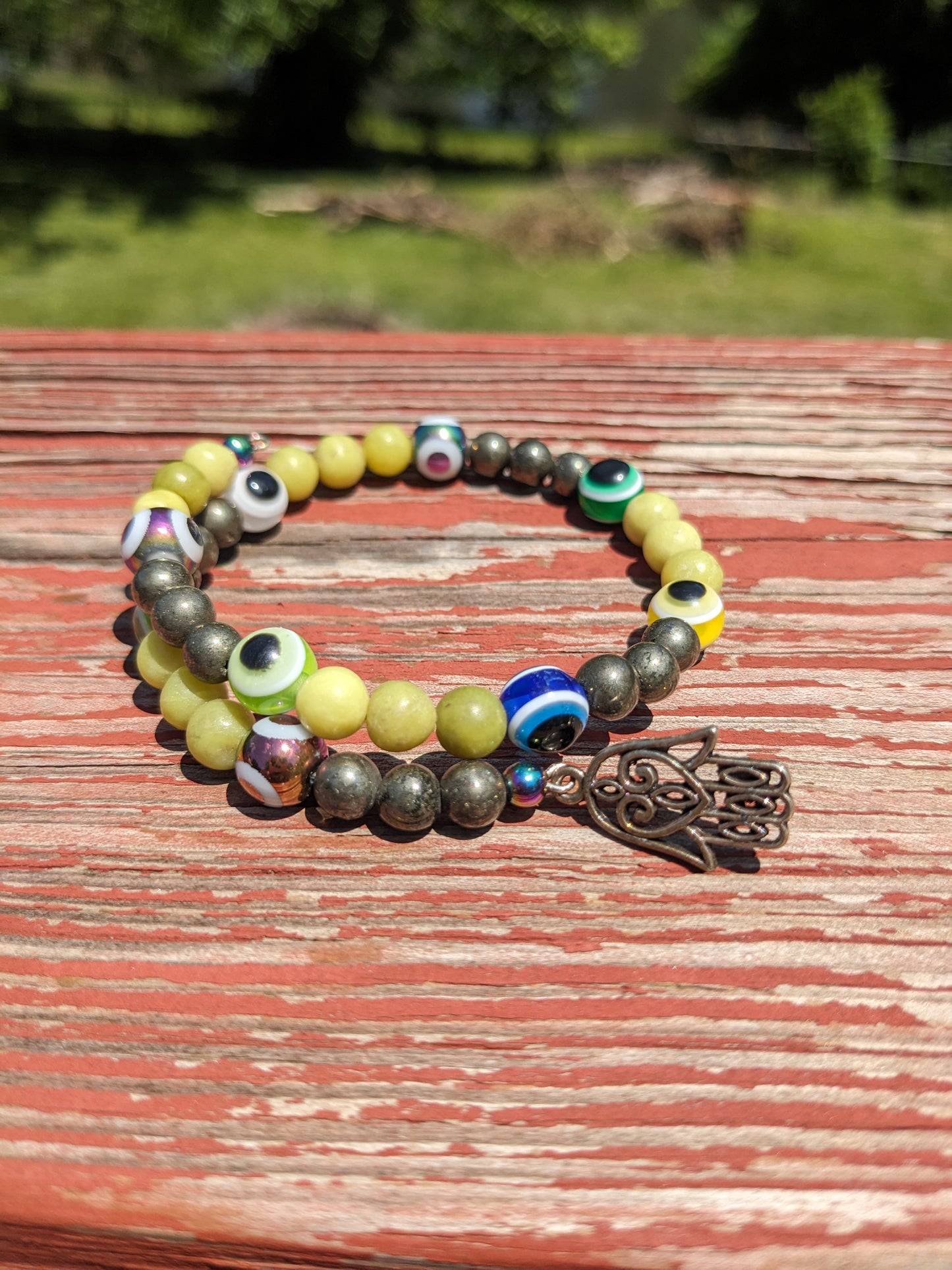 Memory wire bracelet